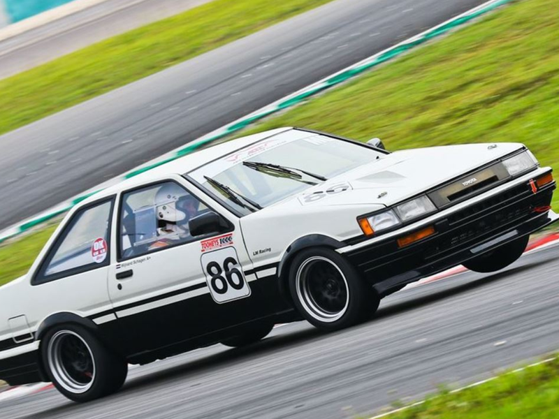 丰田卡罗拉 AE86