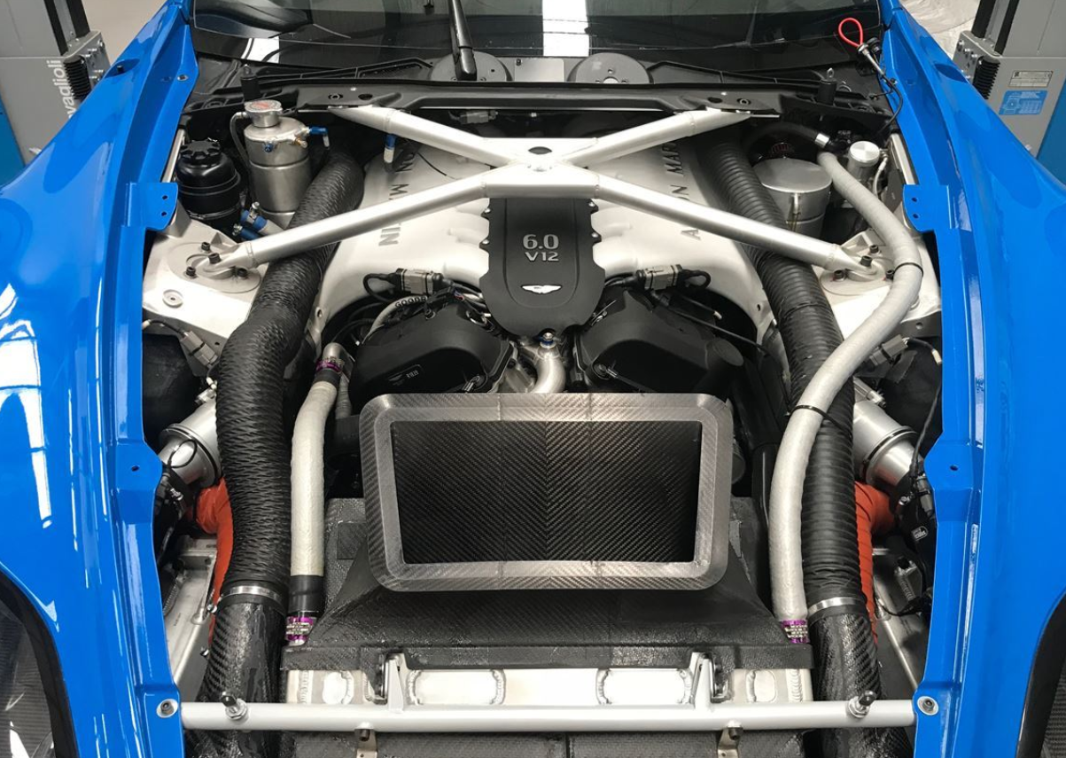 阿斯顿马丁V12 Vantage GT3