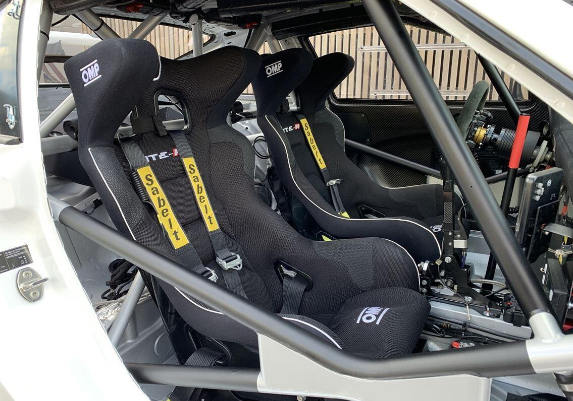 Rent or Sale new Porsche GT3 Rally-car 3.8