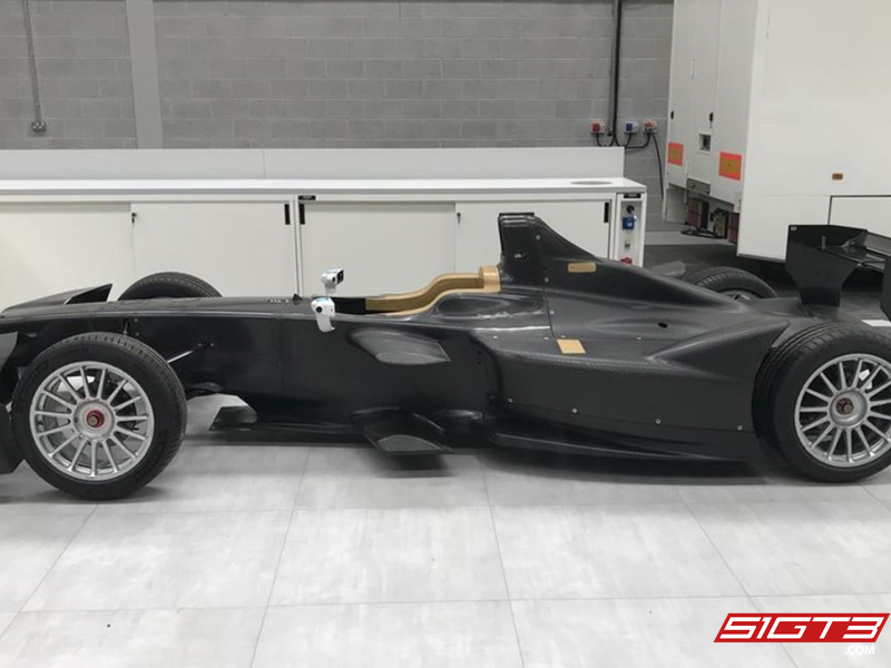 Formula E Rolling Chassis/展示车