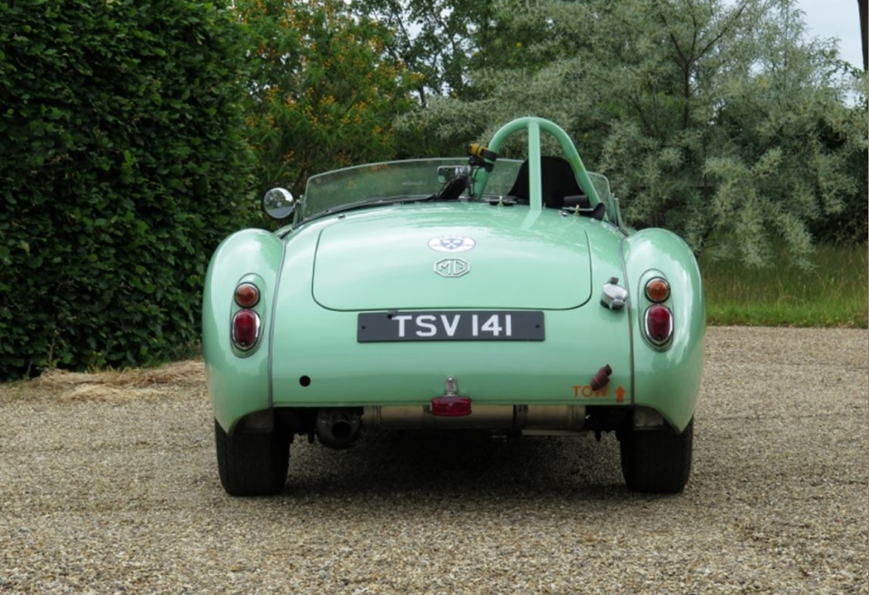 LOT NO. 424 - 1959 COMPETITION MGA TWIN CAM