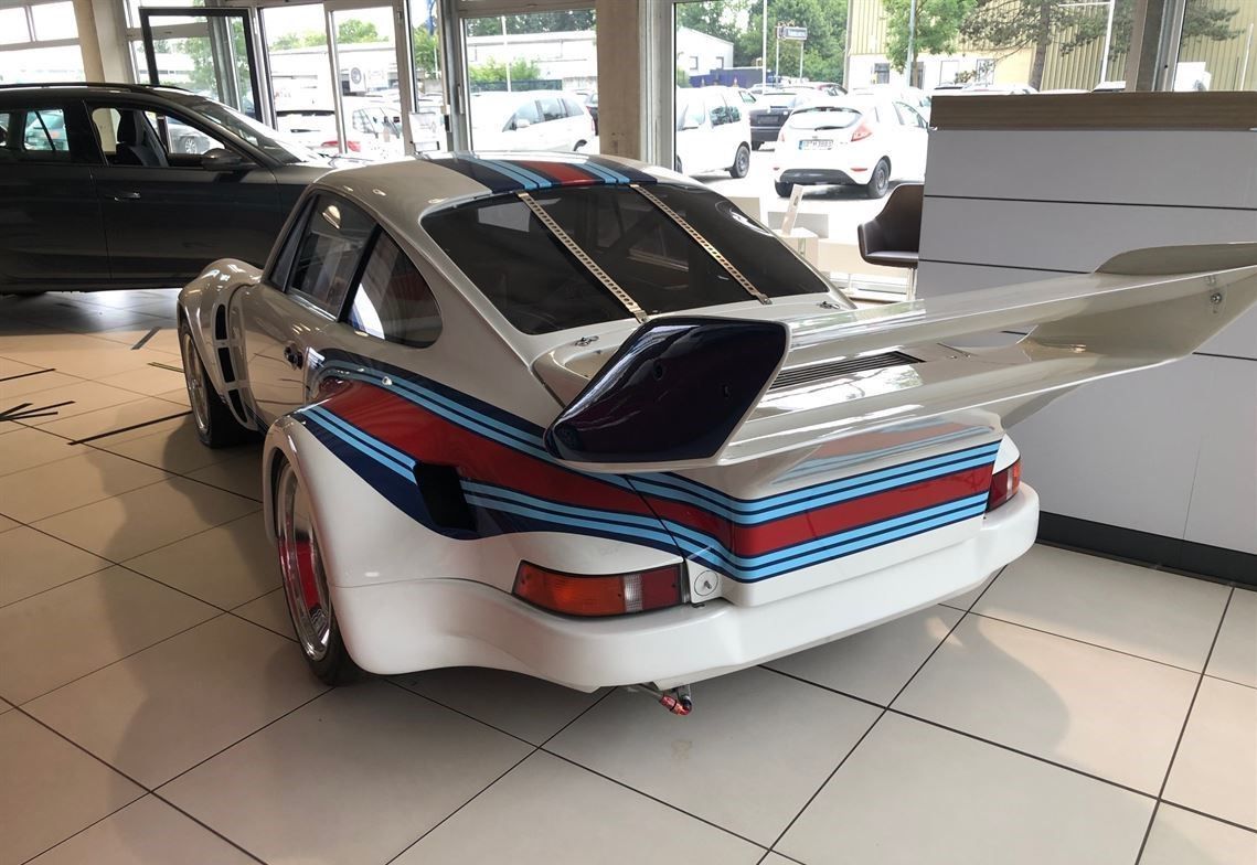 保时捷911 RSR Martini