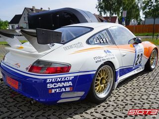 保时捷996 GT3 RS / RSR