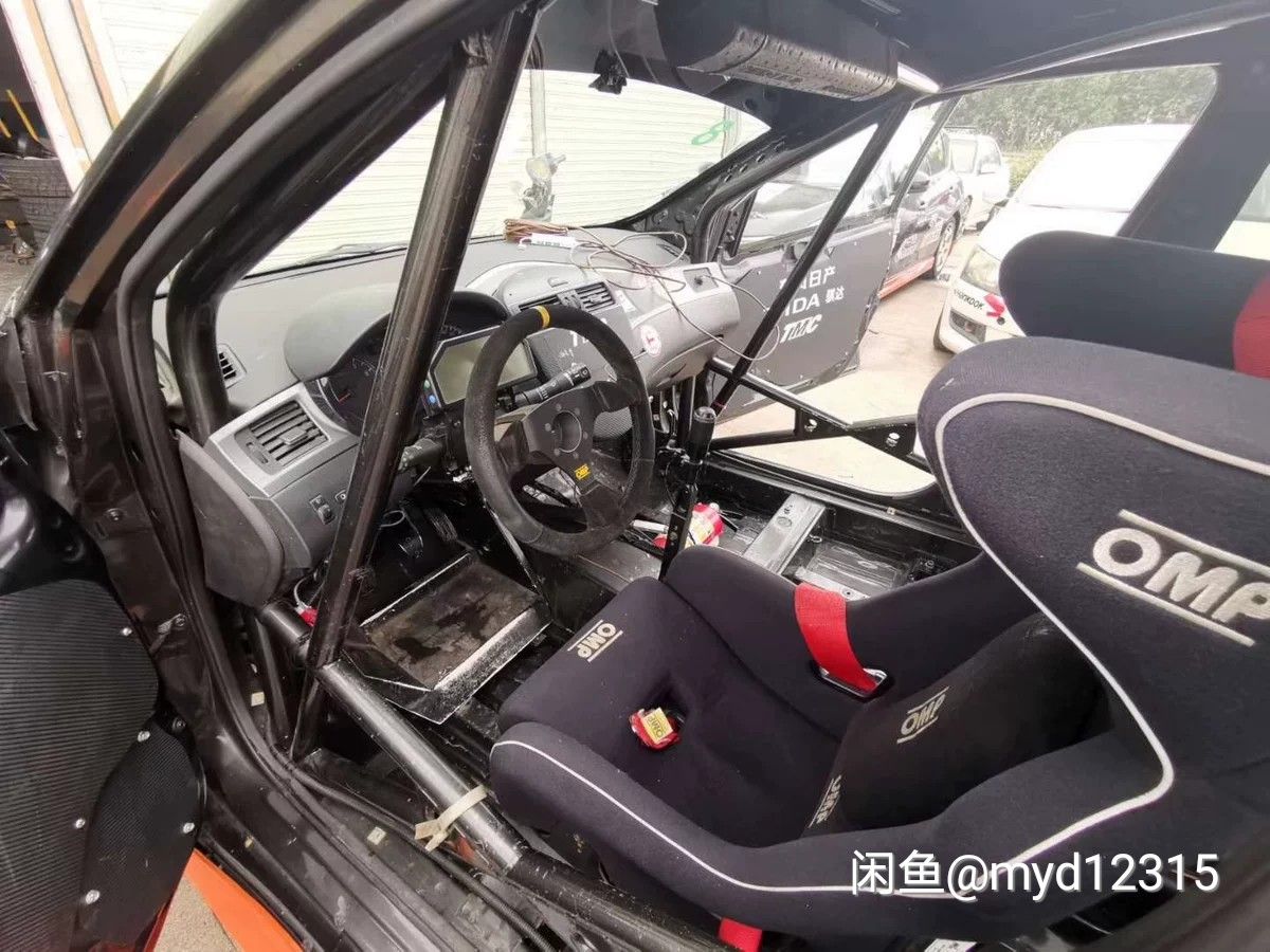 Carro de corrida TMC TiDA 1.6T, carro de turismo regulamentado pela FIA