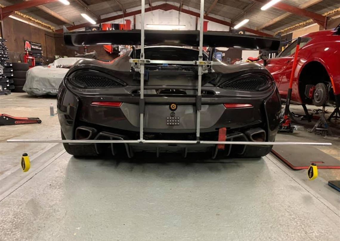 迈凯伦GT4赛车