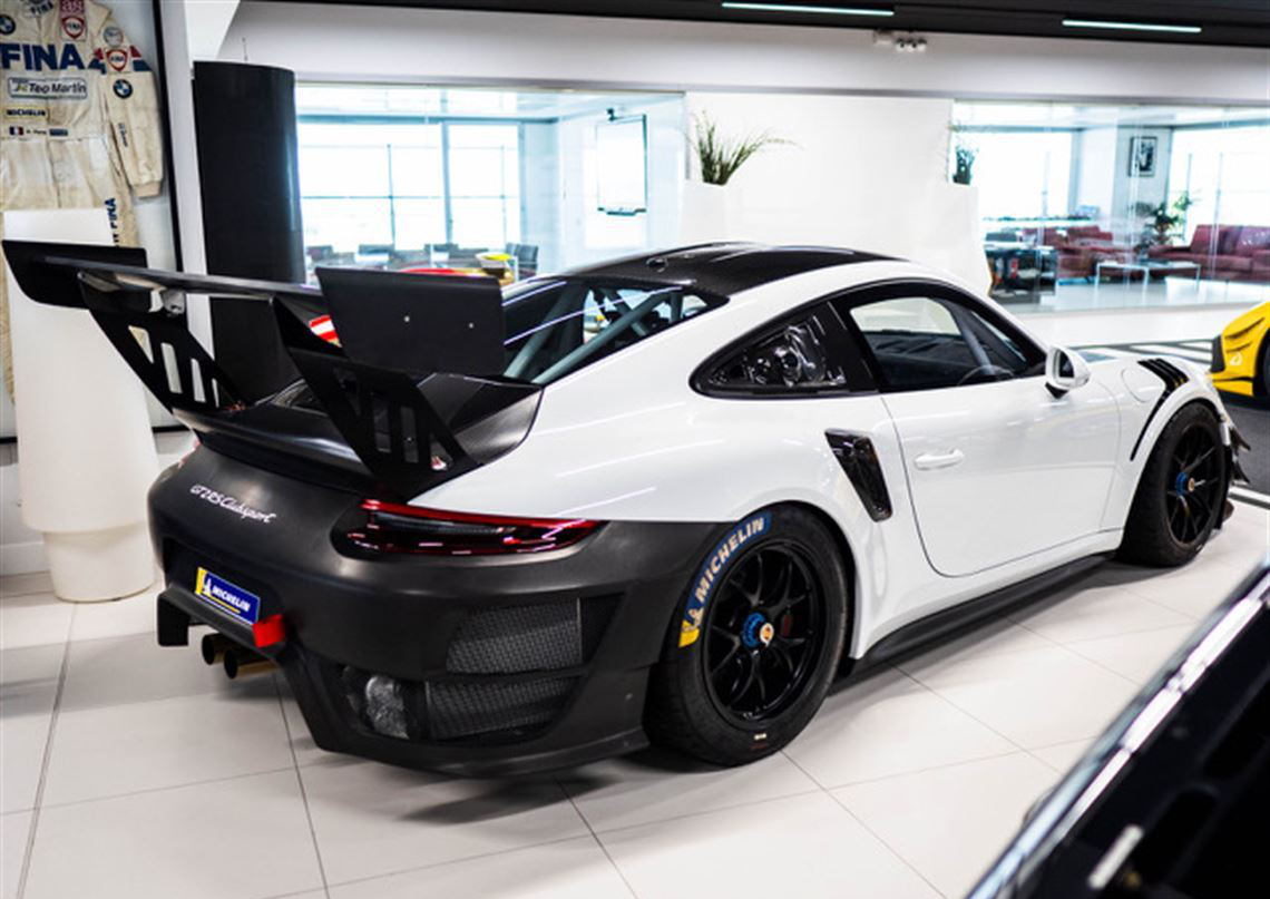 1x 保时捷GT2RS CLUBSPORT