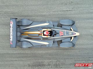 At køre i Wolf GB08 F1 Mistral: En detaljeret gennemgang af funktioner og ydeevne