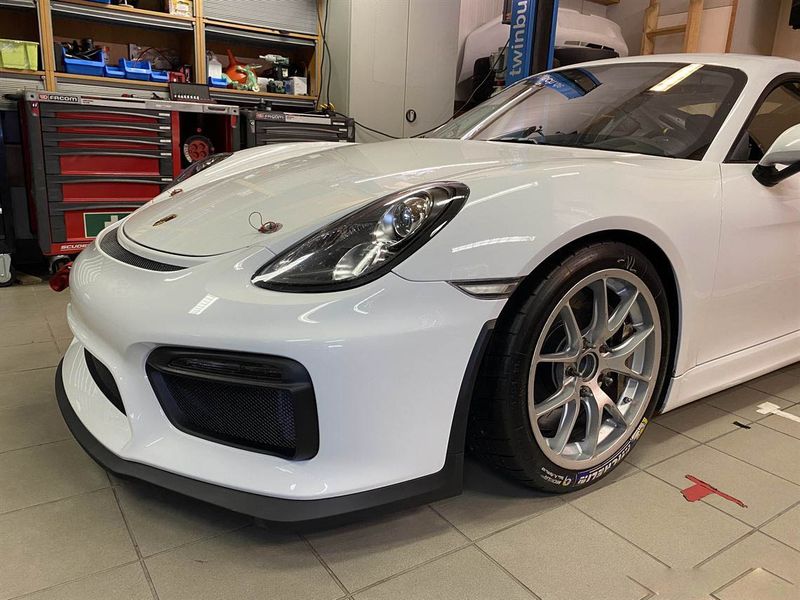 2016 Porsche Cayman GT4 Clubsport