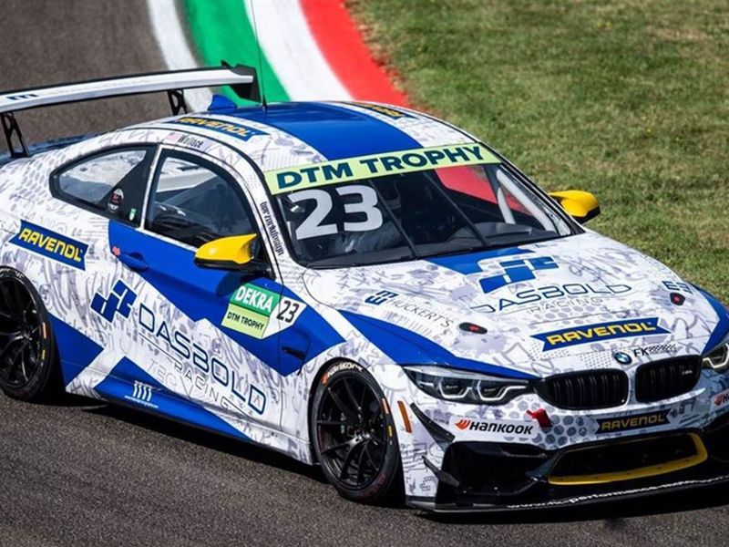 宝马 M4 GT4 Evo 赛车