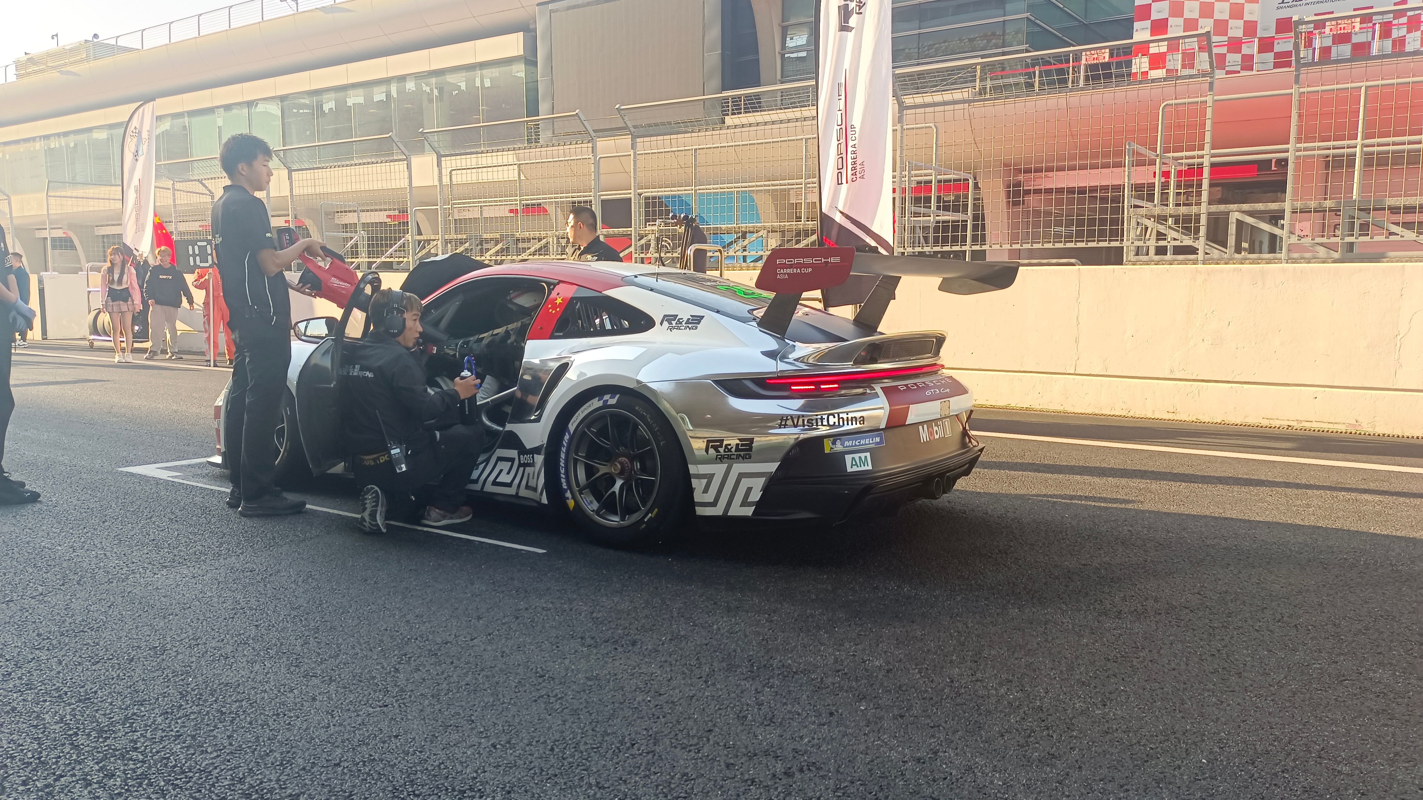 2023 Porsche 911 GT3 CUP (Typ 992) – 23,54 Stunden