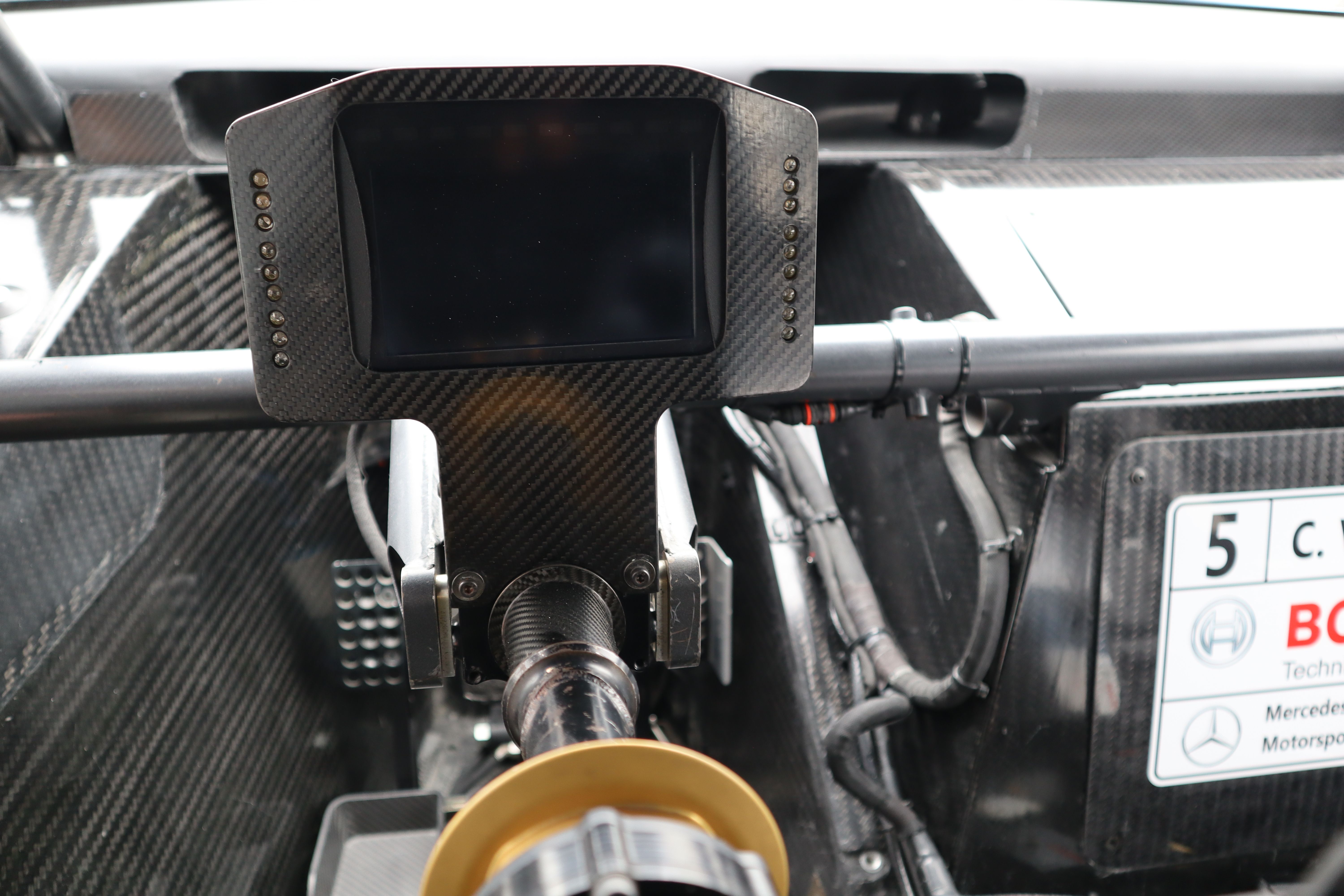 2012 年梅賽德斯奔馳 C 級轎跑車 DTM 底盤 001