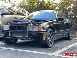BMW E36 V8-Rennwagen