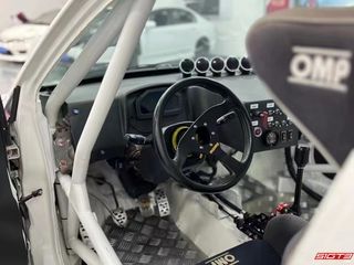 Mitsubishi Evo 9 racing car