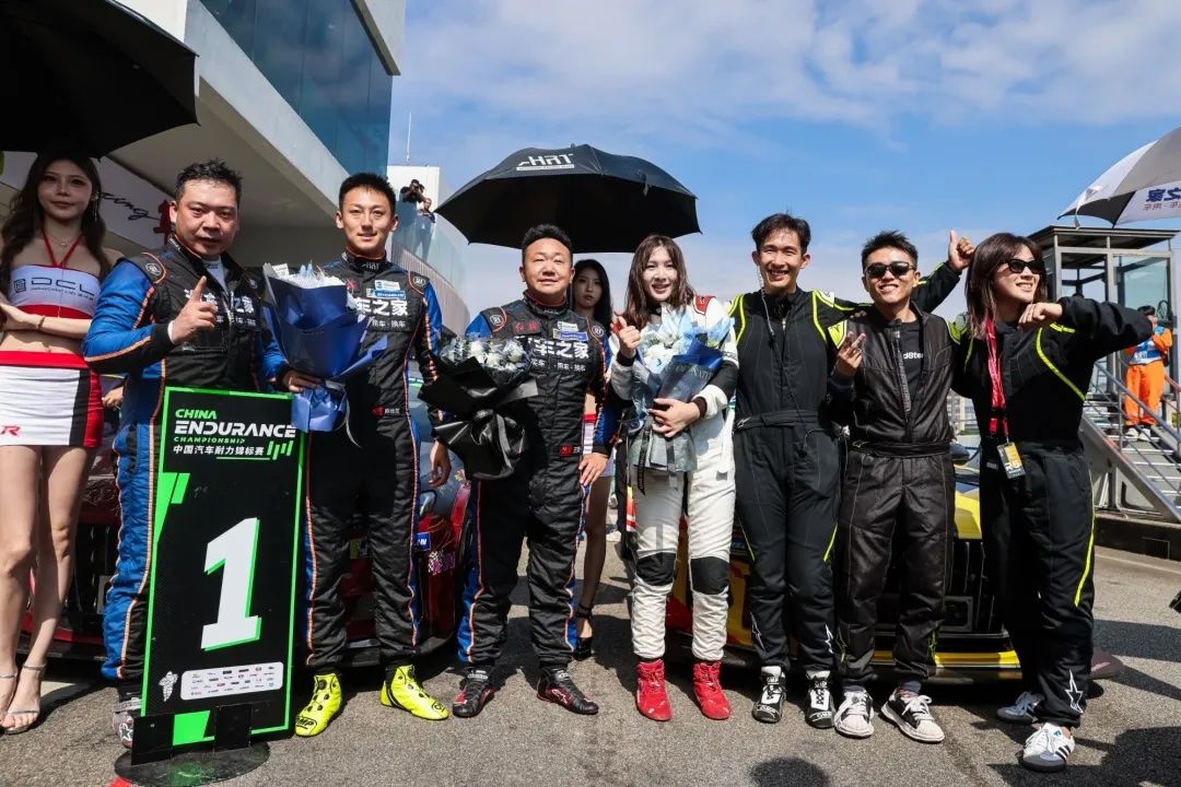 Chen Jia Long's Gallery/Photos/Images