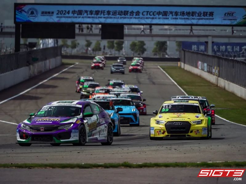 CTCC 스포츠 컵 전장에 맞서 광동 하이트럭 팀이 레이싱 전설을 이어갑니다.