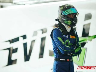 Wang Yibo a Pan Junlin pojedou s vozem č. 85 v barvách „EVISU Cowboy“ a budou soutěžit v China GT Shanghai Opening Race