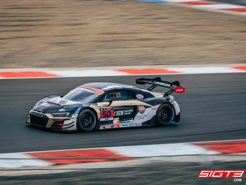 326 Racing Racing memenangkan banyak podium di Stasiun CEC Chengdu