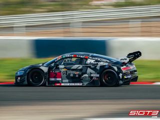 33R和谐賽車完成2025 CEC宁波站周末对决