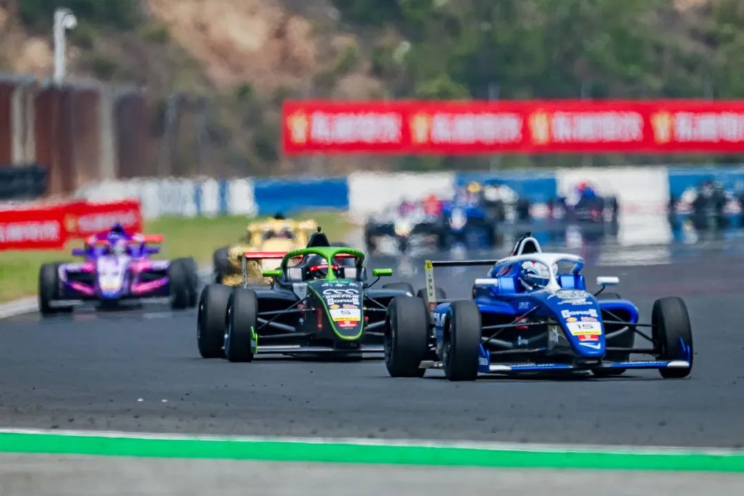 वेनम मोटरस्पोर्ट के वांग युझे, यू यान, वांग जिहुआई और यांग पेंग एफ4 चीन चैम्पियनशिप में चुनौती पेश करेंगे