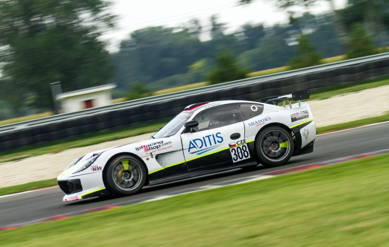 GINETTA G50 GT4 折扣出售中