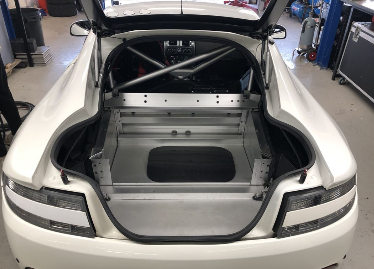 阿斯顿马丁 V8 Vantage GT4 093