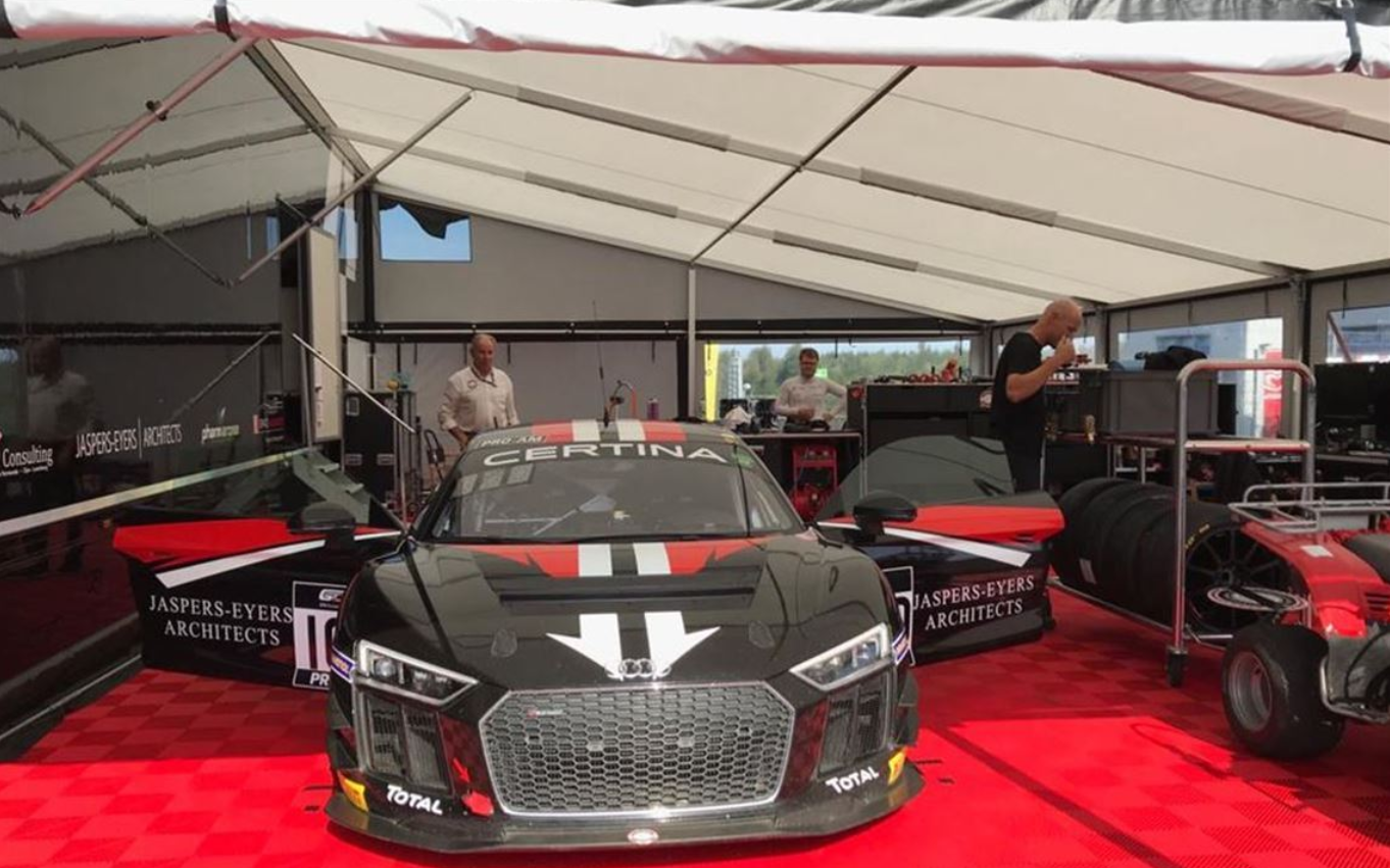 奥迪R8 LMS GT4