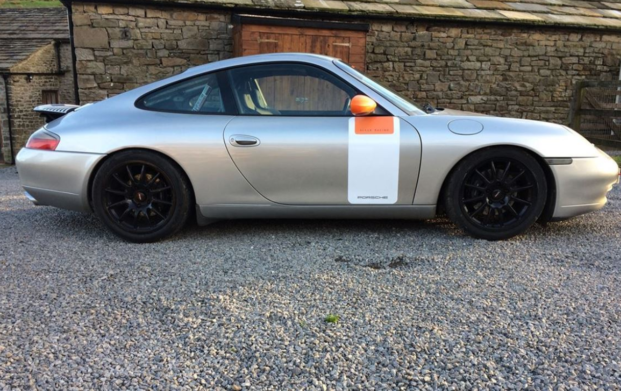 保时捷911 (996) 比赛&赛道日, 可上路