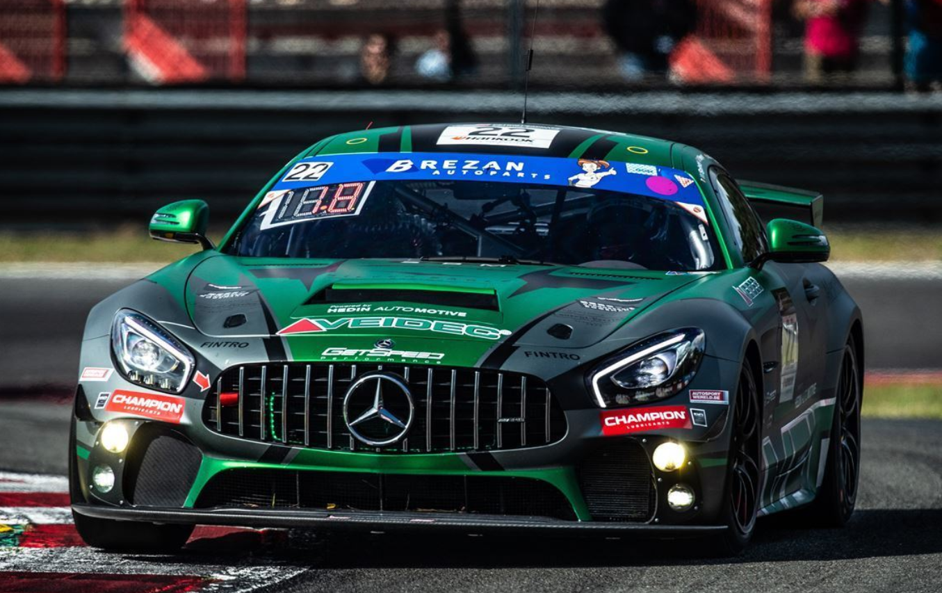 2辆梅赛德斯AMG GT4 2019