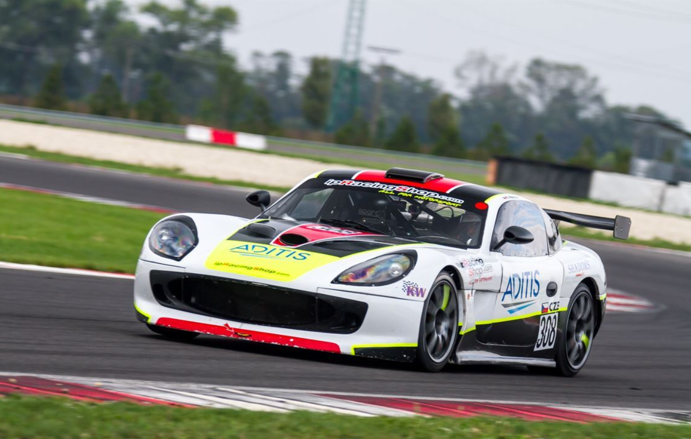 GINETTA G50 GT4 折扣出售中