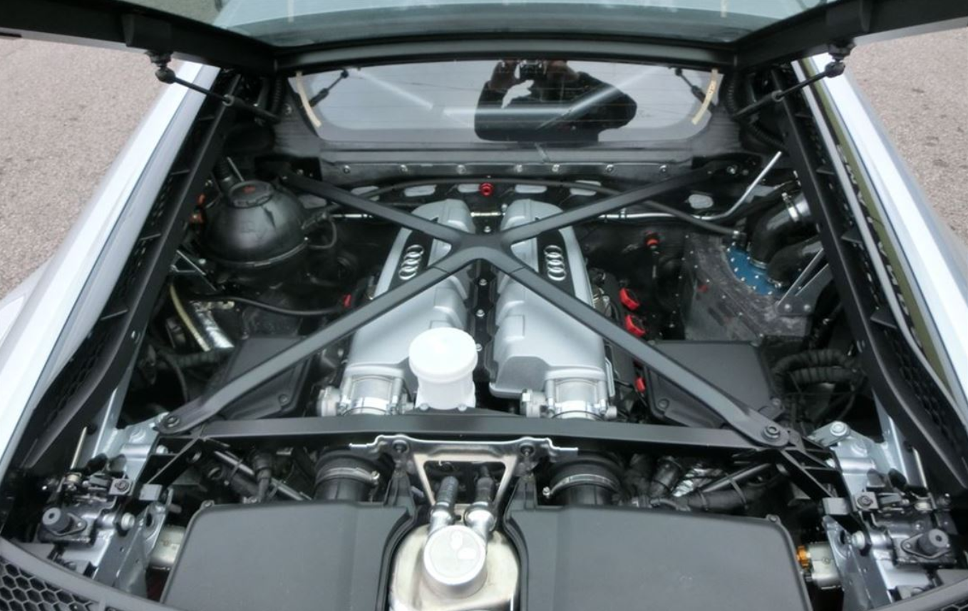 新奥迪R8 LMS GT4 2018，仅172km!