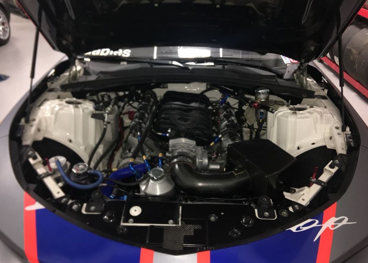 科迈罗 GT4.R 赛车