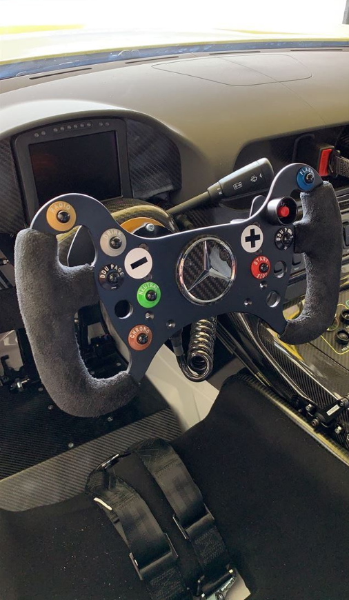 梅赛德斯-AMG GT3