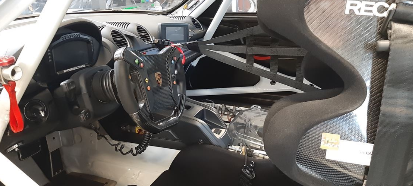 保时捷 718 Cayman GT4 - MR 2019 (COOL RACING)