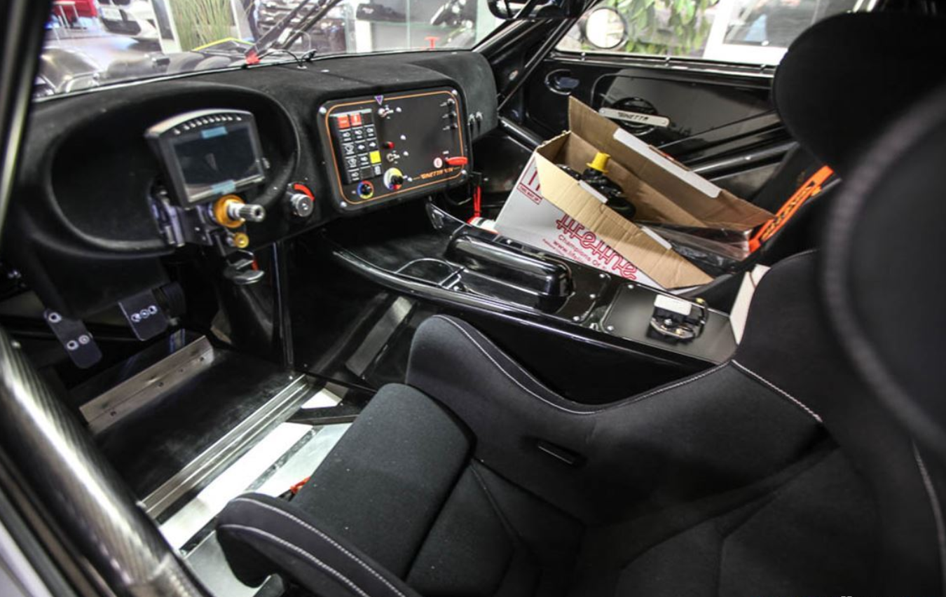 全新 Ginetta G55 GT4 可立即参赛或赛道日