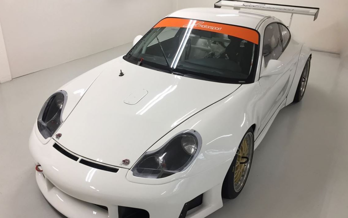 2000 保时捷 996 GT3 - R (前戴通纳24小时赛车)