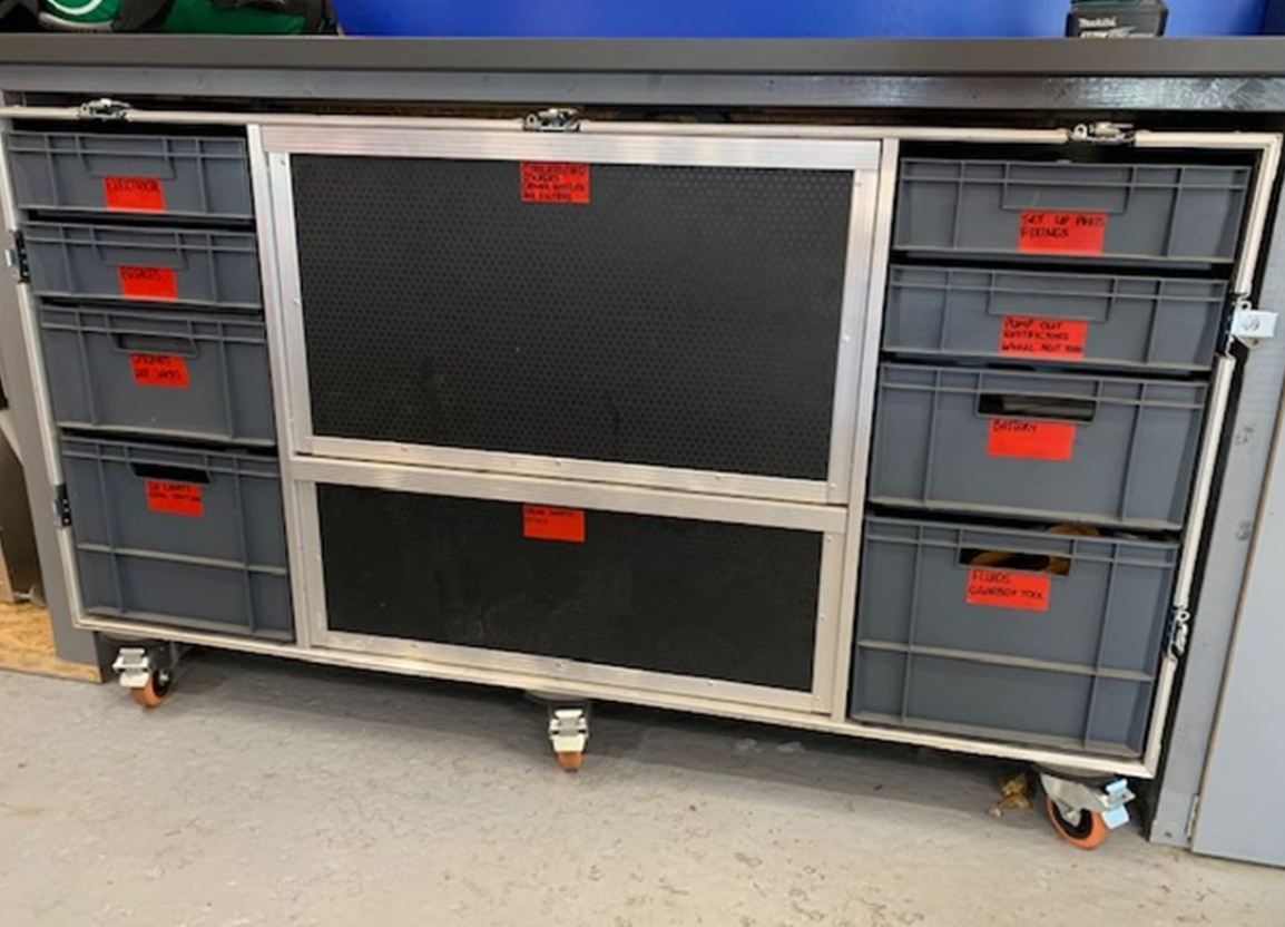 奥迪R8 GT4 / 奥迪GT4