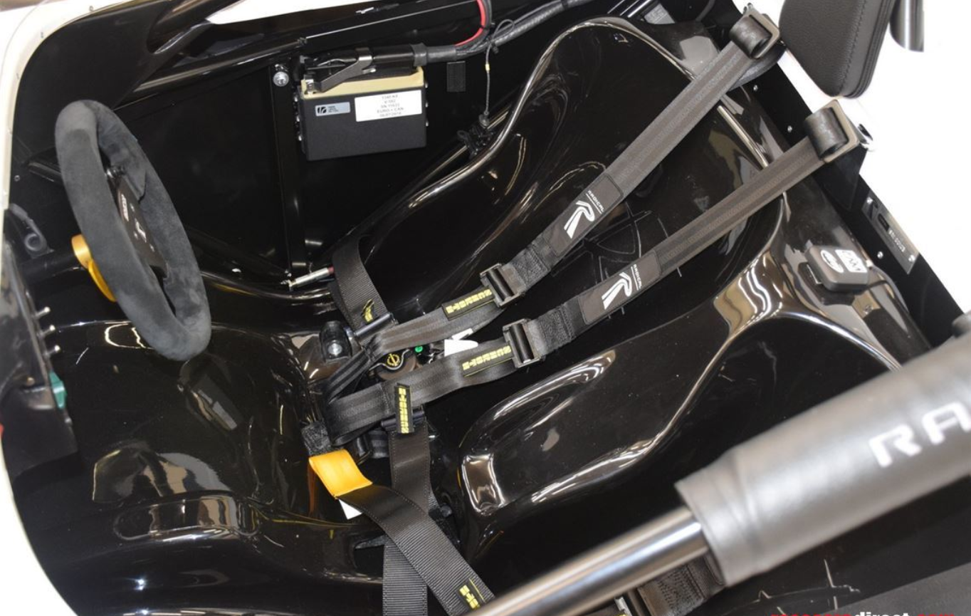 2018 SR1 Cup, 白色