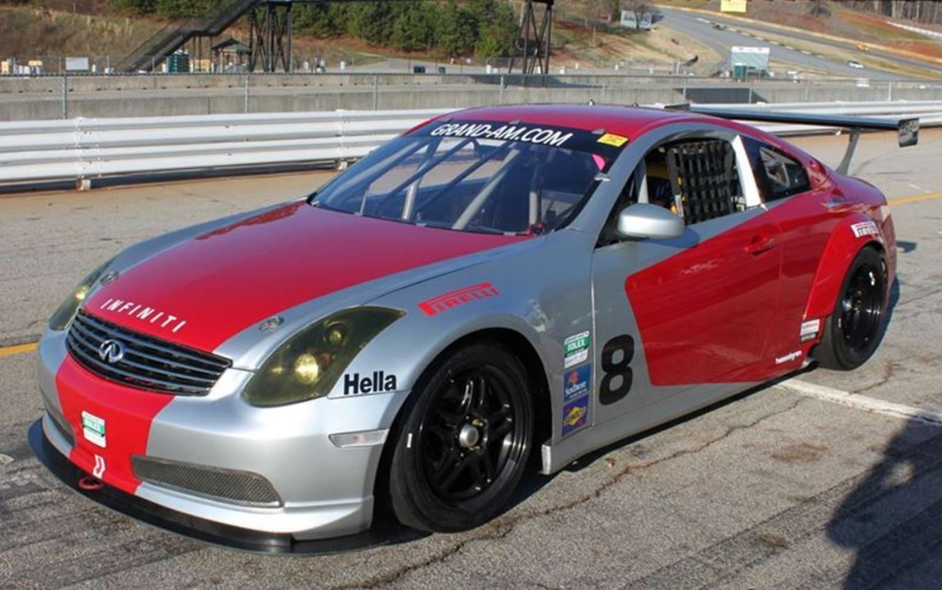 英菲尼迪G35，Grand-Am，两辆车