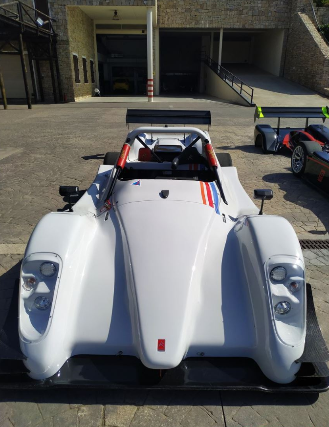 RADICAL SR8