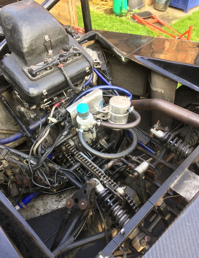 两辆MK赛车，可以比赛，带拖车