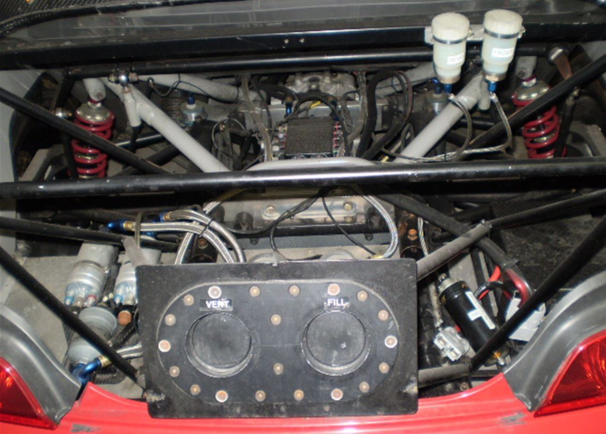 英菲尼迪G35，Grand-Am，两辆车