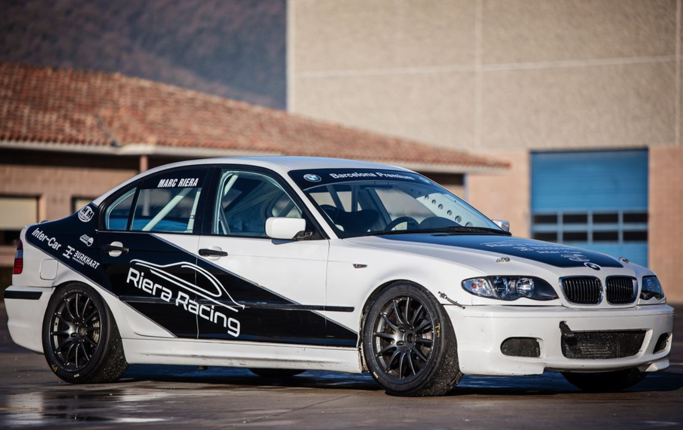 BMW (宝马) E46 四门