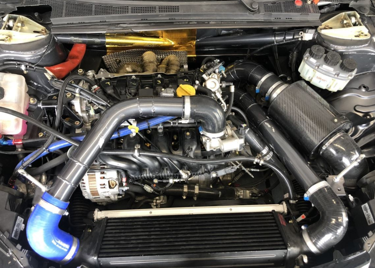 雷诺梅甘娜 RS TCR