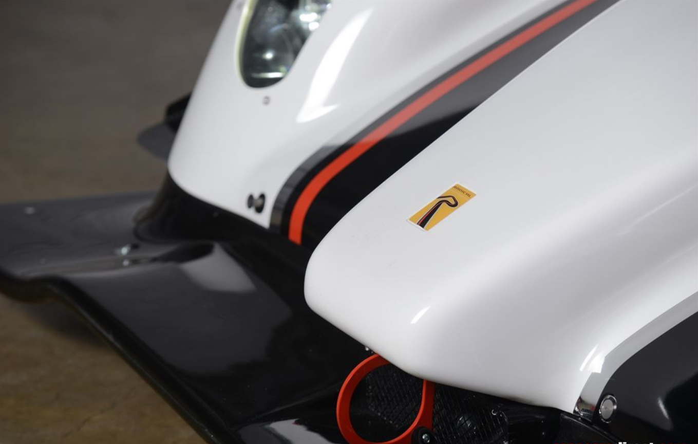 两辆2018 Radical SR3 RSX, 白色