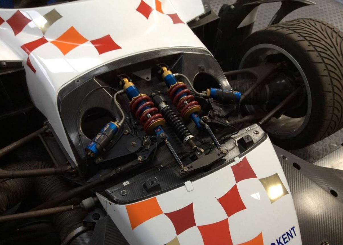 2001 Reynard 01Q 底盘编号#002，LMP675