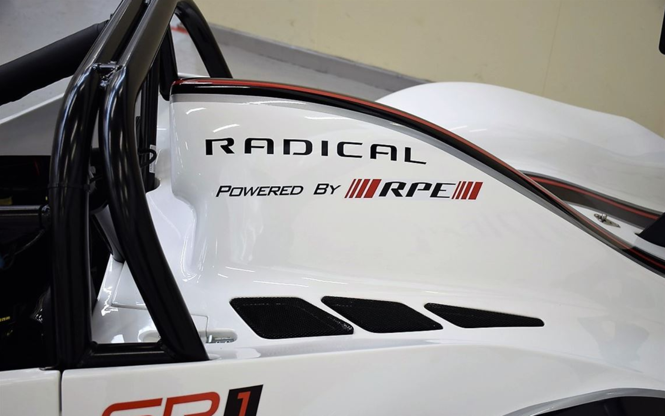 2018 SR1 Cup, 白色