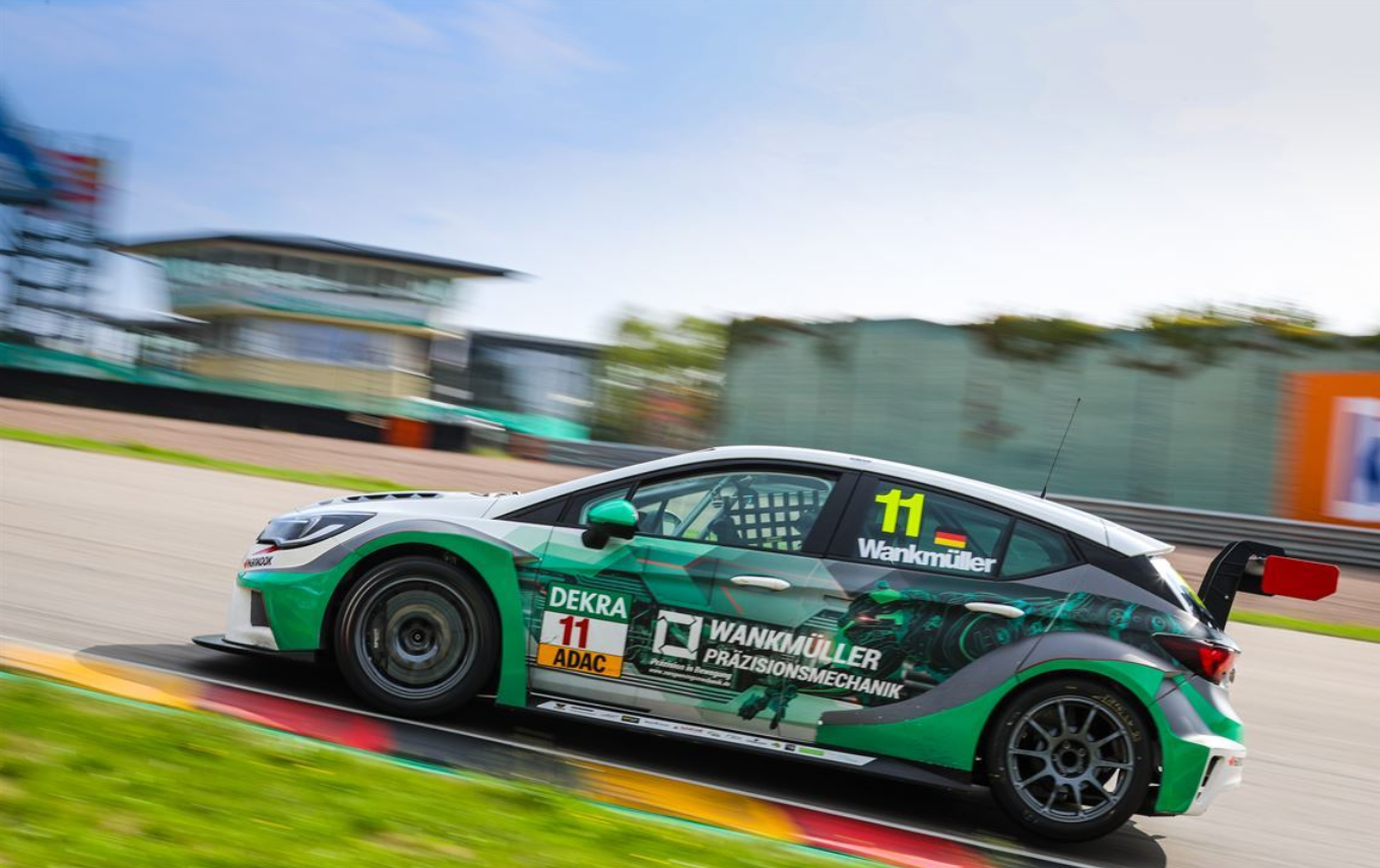 欧宝Astra TCR Edition 40