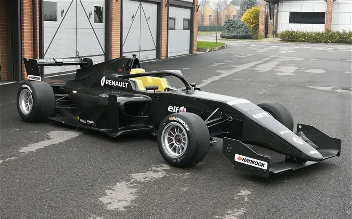 出售雷诺方程式车队