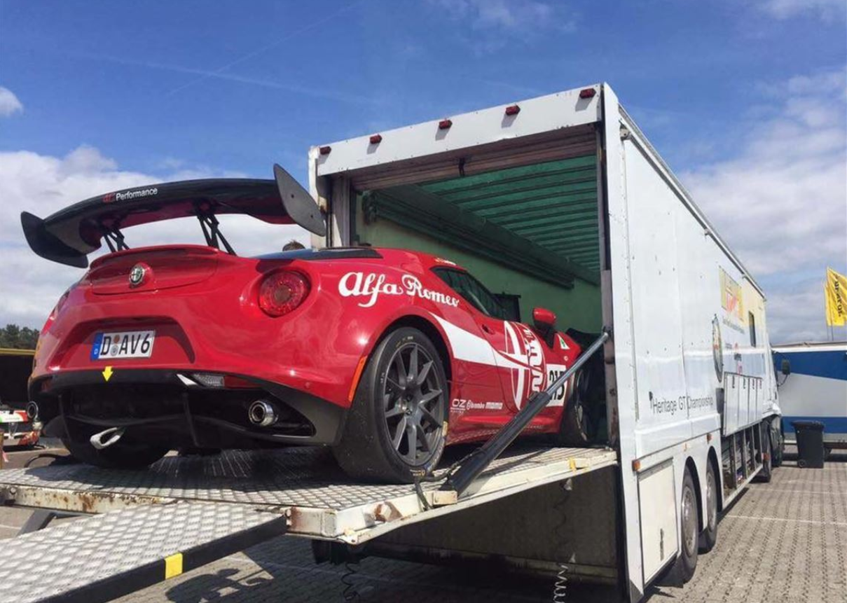 阿尔法罗密欧4C