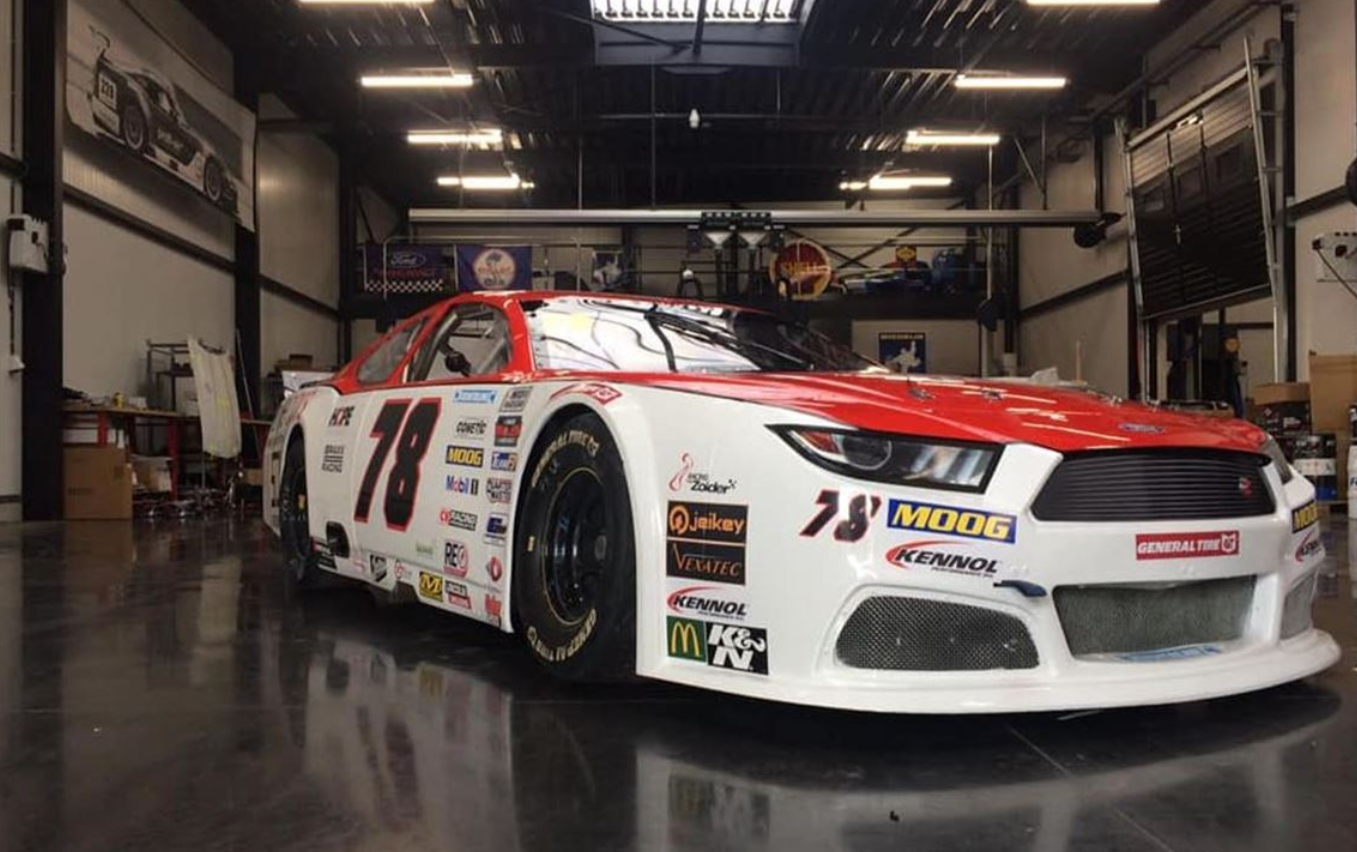 纳斯卡，福特野马 (NWES)